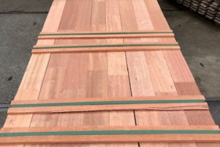 Meranti kozijnhout KOMO PEFC 72 x 120mm